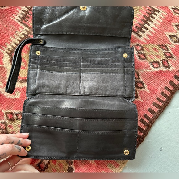 Leather wristlet wallet bag - Picture 3 of 6